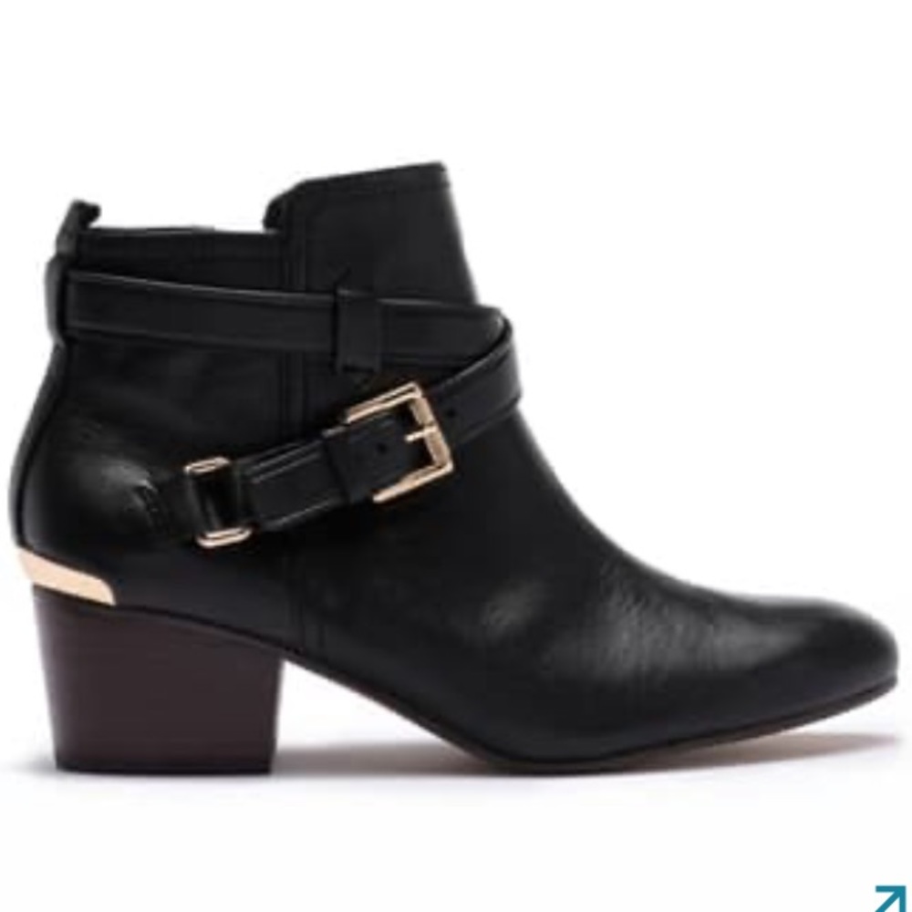 Coach Pauline black leather ankle boot booties 6.5